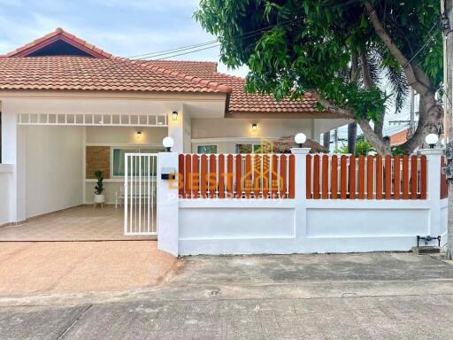 3 Bedrooms Townhouse in Raviporn City Home Village East Pattaya H012018