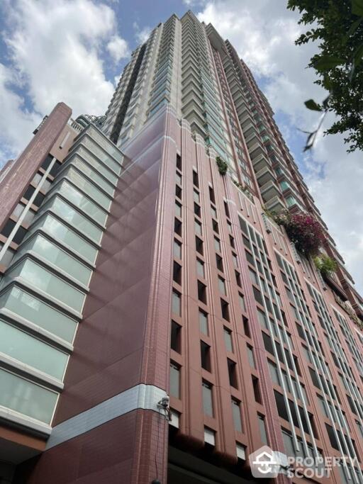 2-BR Condo at Manhattan Chidlom near BTS Chit Lom