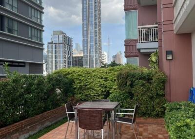 2-BR Condo at Manhattan Chidlom near BTS Chit Lom