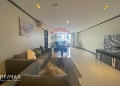 Pet Friendly 4 Bed Condo for Rent near BTS Phrompong Thonglor