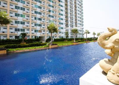 Residential complex with swimming pool and elephant fountain