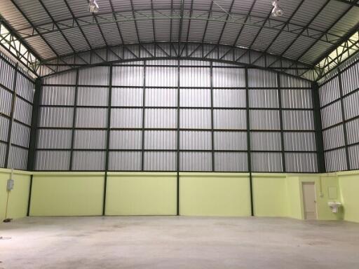 Spacious industrial warehouse