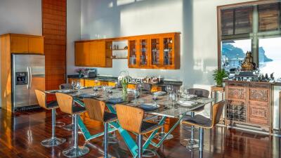 Spacious modern kitchen with dining area