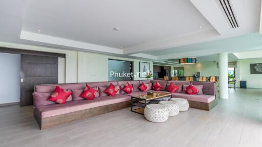 Spacious and modern living room with seating area