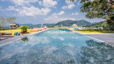 Stunning outdoor swimming pool with mountain view