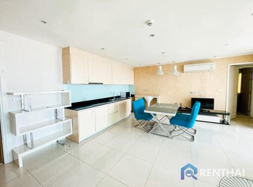 Hot deal for condo 2bedrooms in resort style condo near the beach