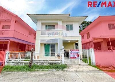 143 Sqm., 3 Beds Townhouse listed for ฿ 3,190,000.