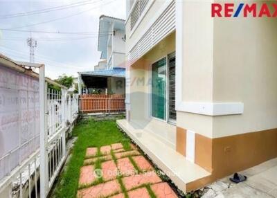 143 Sqm., 3 Beds Townhouse listed for ฿ 3,190,000.