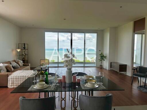 Beachfront Condo for Sale In Wongamat Beach