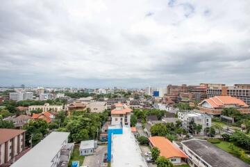 14th Floor Studio Room for Sale : Nakornping Condominium