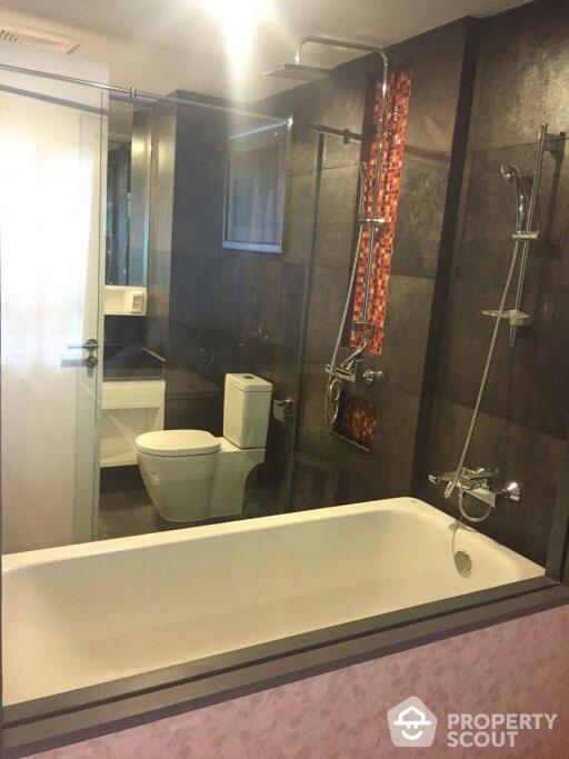 2-BR Condo at Voque Sukhumvit 31 Condominium near MRT Sukhumvit