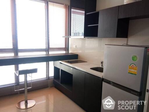 1-BR Condo at Rhythm Sukhumvit 44/1 near BTS Phra Khanong