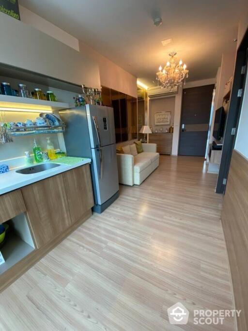 1-BR Condo at Rhythm Sathorn near BTS Saphan Taksin