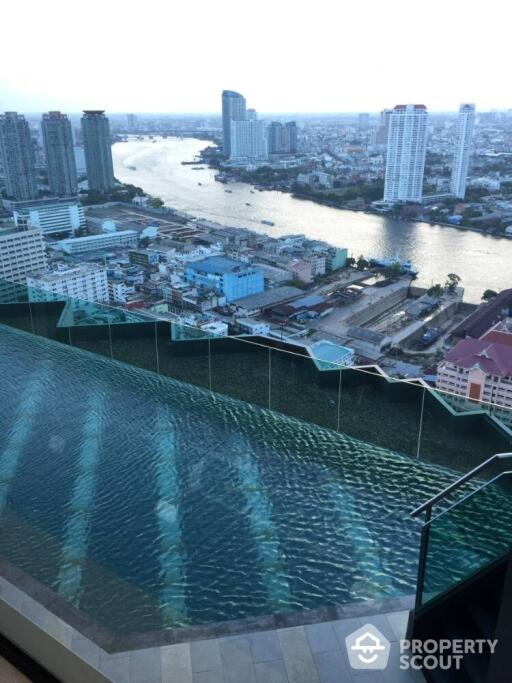 1-BR Condo at Rhythm Sathorn near BTS Saphan Taksin