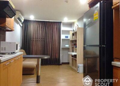 2-BR Condo at Baan Pathumwan Condominium near BTS Ratchathewi