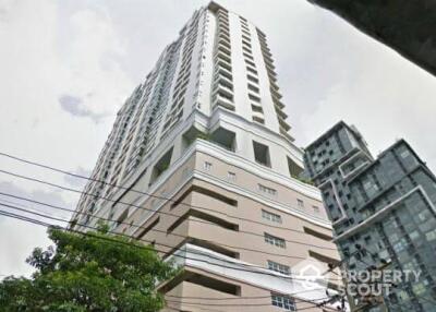 2-BR Condo at Baan Pathumwan Condominium near BTS Ratchathewi