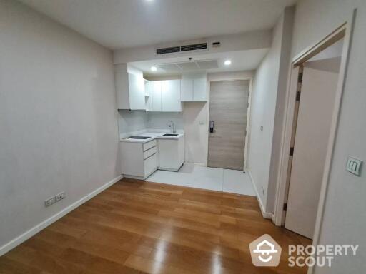 1-BR Condo at Condolette Ize Ratchathewi near BTS Ratchathewi