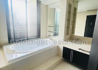 3 Bedrooms plus Study at The Park Chidlom - Pathumwan