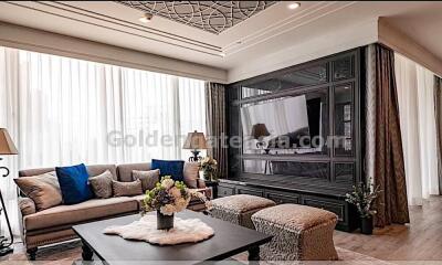 3 Bedrooms plus Study at The Park Chidlom - Pathumwan