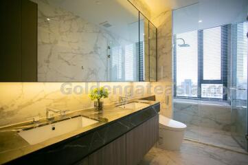 3 Bedrooms Condo on high floor at Hyde Heritage Thonglor