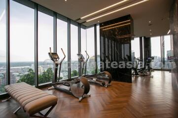 3 Bedrooms Condo on high floor at Hyde Heritage Thonglor