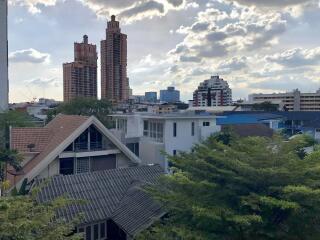 Pearl Residence Sukhumvit 24 One bedroom condo for rent