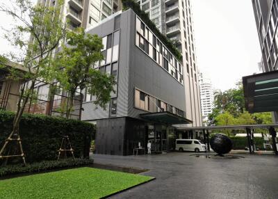 Quattro Thonglor - High Class 2 Bed Condo for Rent with Unobstructed View