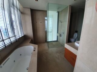 The Sukhothai Residences - Luxury Three Bedroom Condo for Rent Close to Lumphini Park