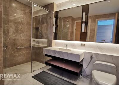 Modern 2 Bed, 2 Bath Condo at Sindhorn Residence  110 Sqm  BTS Chit Lom 12 Mins Walk