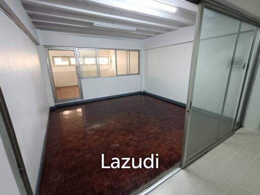 Newly Renovated Commercial building for rent in Ladphrao 128/4