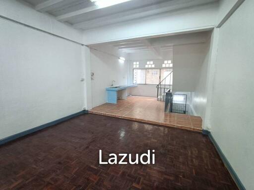 Newly Renovated Commercial building for rent in Ladphrao 128/4