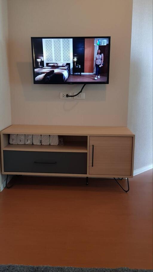 Living room with TV and modern cabinet