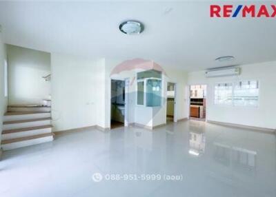 132 Sqm., 4 Beds Townhouse listed for ฿ 2,750,000.