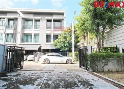 149 Sqm., 3 Beds Townhouse listed for ฿ 4,800,000.