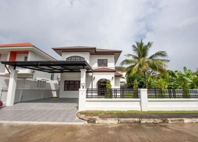 Well-Presented Three-Bedroom Family Home in Green Valley, Mae Rim