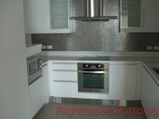 2 Bed Condo For Rent In Na Jomtien - La Royale