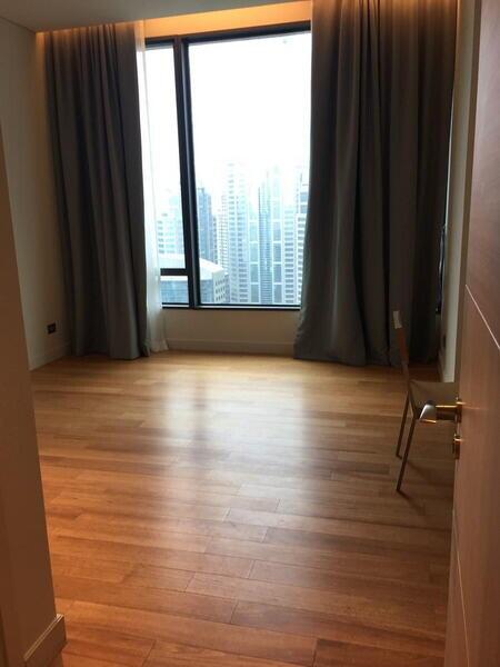 For Rent Bangkok Condo Sindhorn Residence Ton Son BTS Chit Lom Pathum Wan