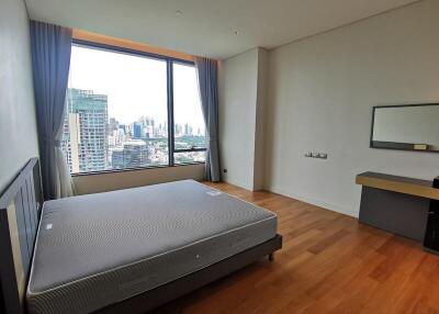 For Rent Bangkok Condo Sindhorn Residence Ton Son BTS Chit Lom Pathum Wan