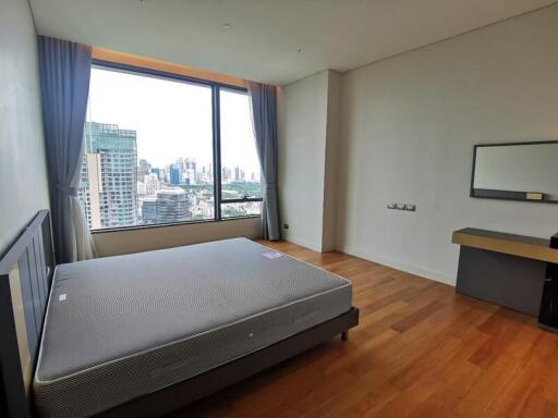 For Rent Bangkok Condo Sindhorn Residence Ton Son BTS Chit Lom Pathum Wan