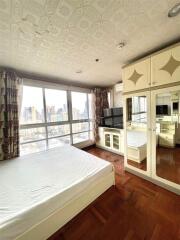 For Rent Condominium Pathumwan Resort  50 sq.m, 2 bedroom