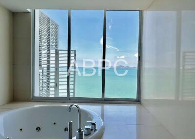 Beachfront Penthouse In Wongamat  For Sale