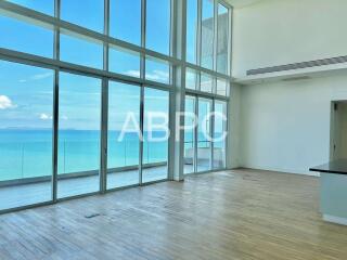 Beachfront Penthouse In Wongamat  For Sale