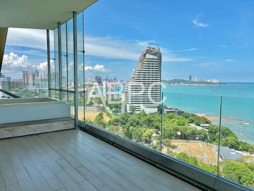 Beachfront Penthouse In Wongamat  For Sale