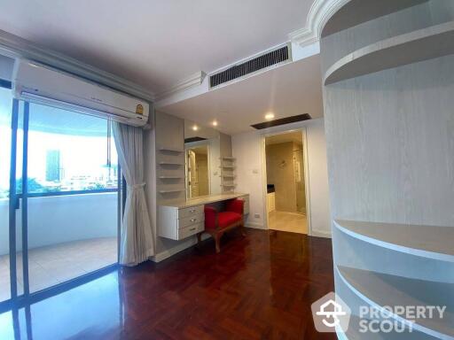 3-BR Apt. near BTS Phrom Phong