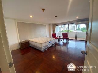 3-BR Apt. near BTS Phrom Phong