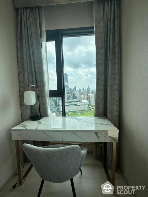 1-BR Condo at Life One Wireless near BTS Phloen Chit