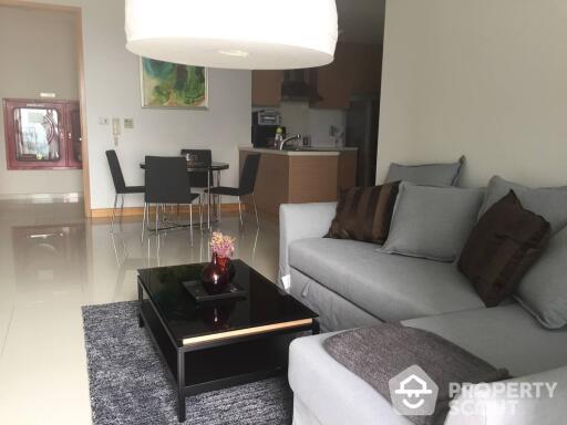 1-BR Condo at The Emporio Place near BTS Phrom Phong (ID 514307)