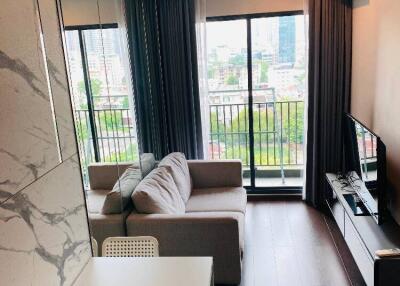 1-BR Condo at C Ekkamai near ARL Ramkhamhaeng