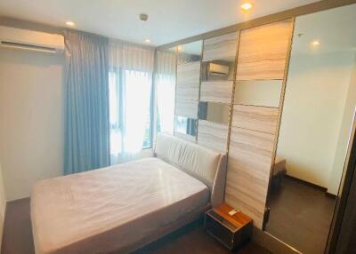 1-BR Condo at C Ekkamai near ARL Ramkhamhaeng