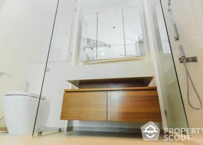 2-BR Condo at The River Condominium near BTS Saphan Taksin